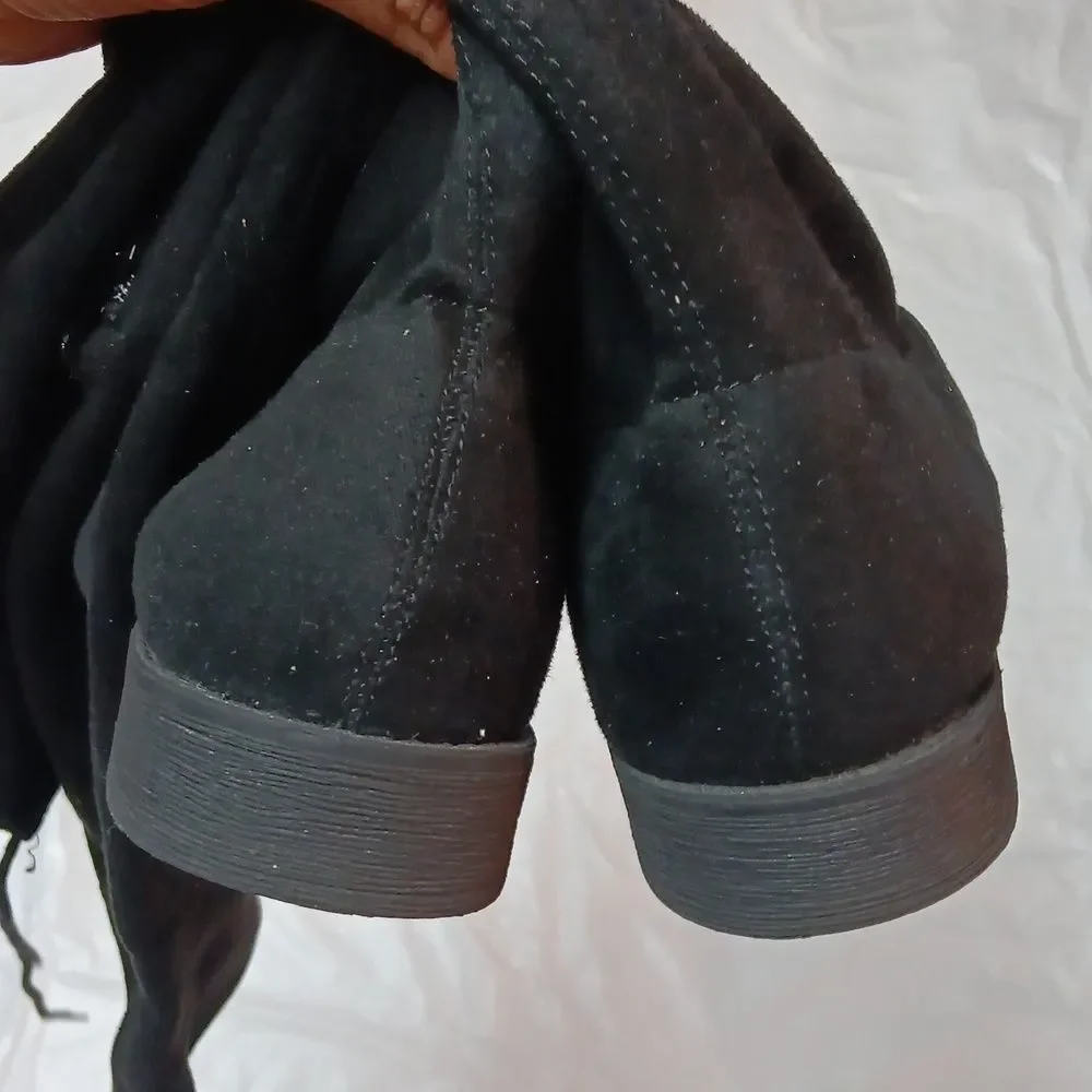Wild Diva Women's Black Faux Suede Over-the-Knee Boots Size 7